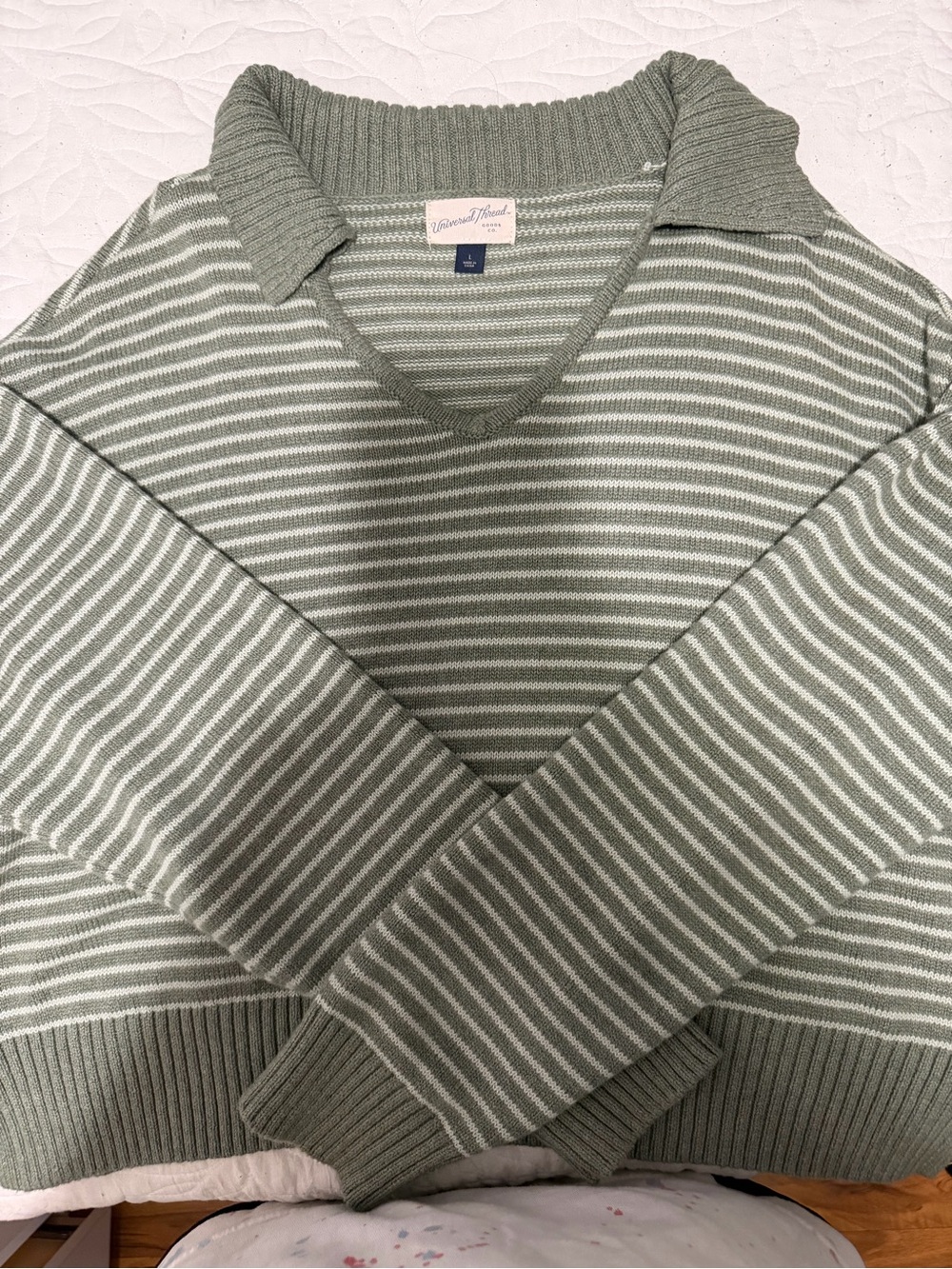 Universal Thread Women's Sage Green and White Striped V-Neck Sweater